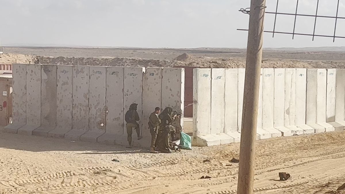 Reportér Novinek z izraelského vojenského cvičení: Připravujeme se na vše